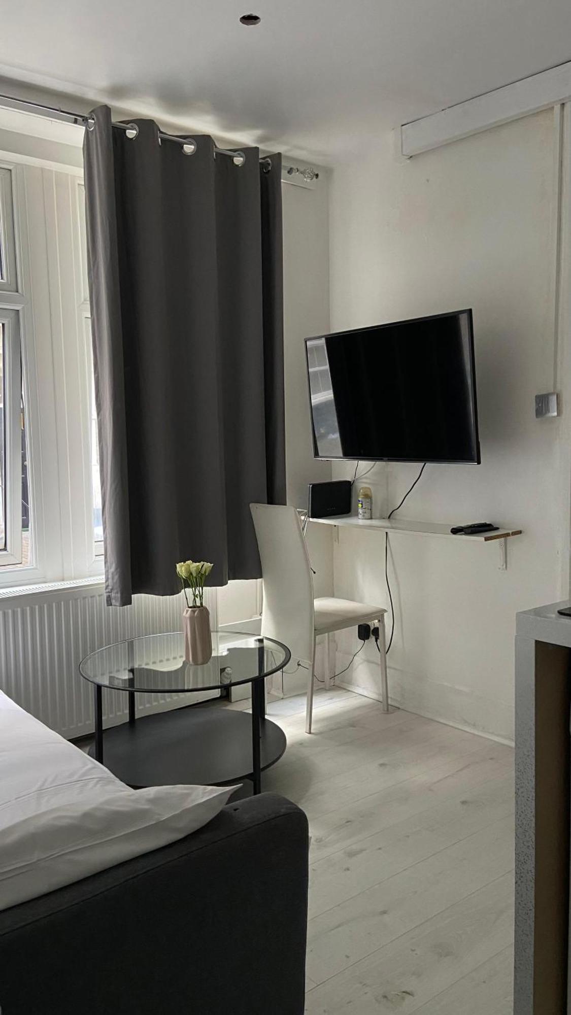 Lovely Ground Floor Miles Apart Apartamento Londres Exterior foto